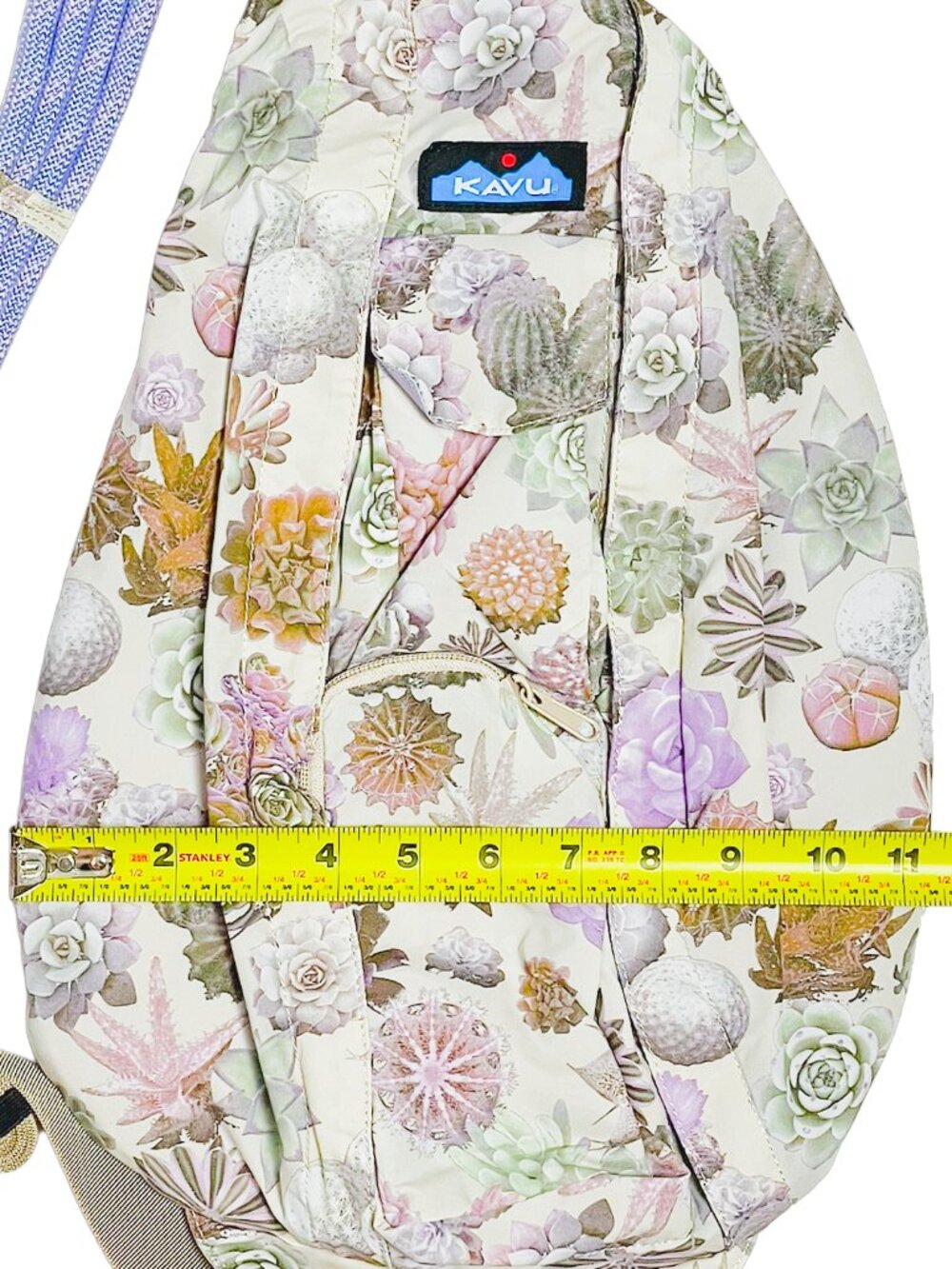 KAVU Rope Sack Succulents Sling Bag Floral Cactus Crossbody Backpack NWT - Picture 6 of 12